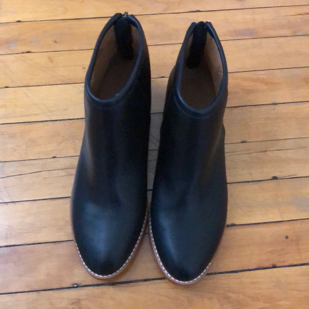 Urban outfitters black boots